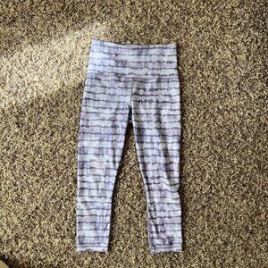 Athleta Capri Leggings, Size XS, Purple/White